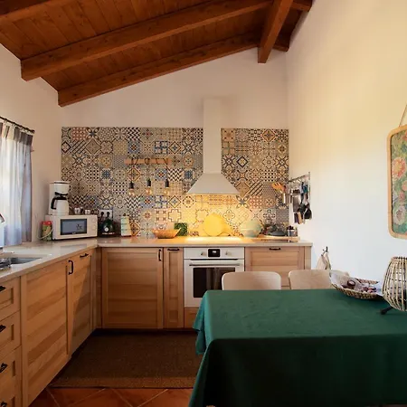 Holiday home Cosy Quinta Da Eira 140 Years Old Loule